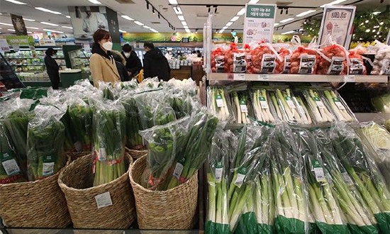 한국 2월 인플레율 4.8% 로 둔화, 10개월 만에 최저치